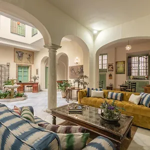 Casa17 Santacruz , Sevilla España